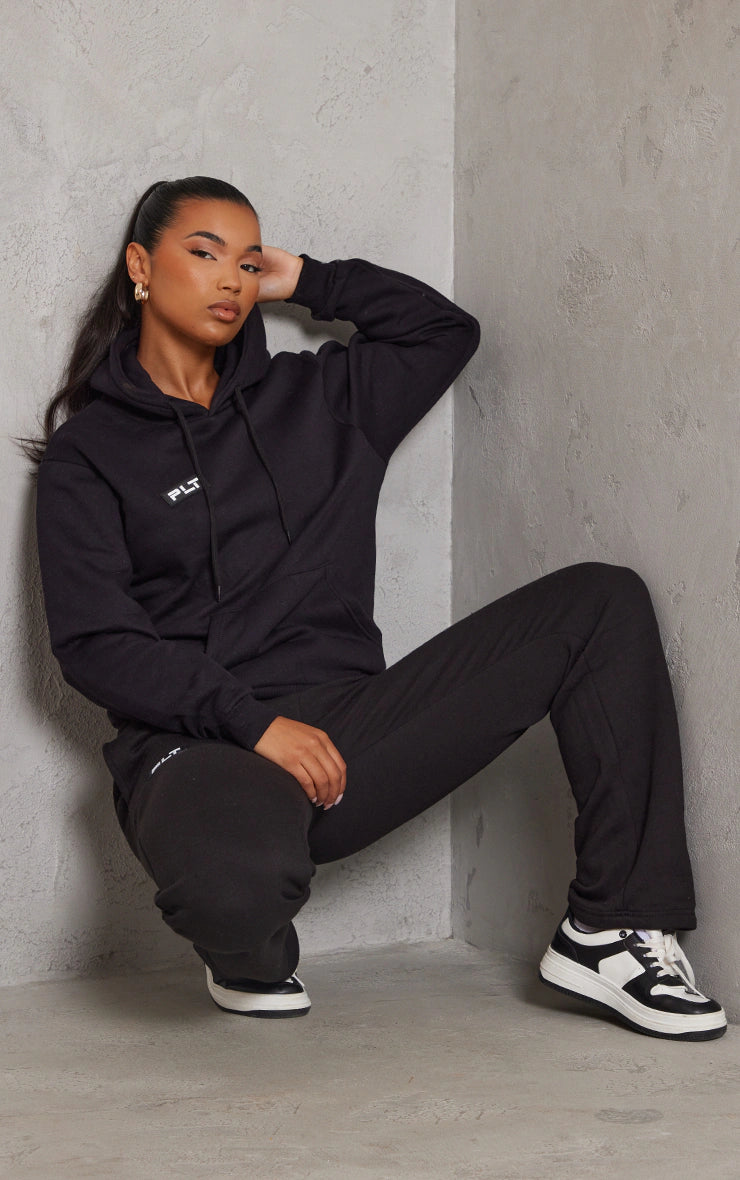 Logo Black Badge Detail Oversized Fit Hoodie & Detail Straight Sweatpants SET