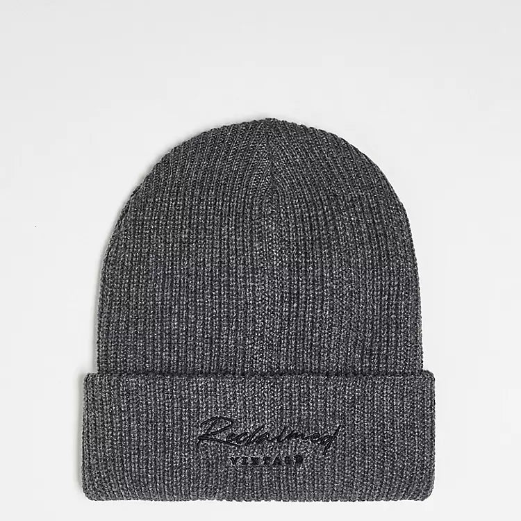 Reclaimed Vintage inspired unisex logo beanie in charcoal