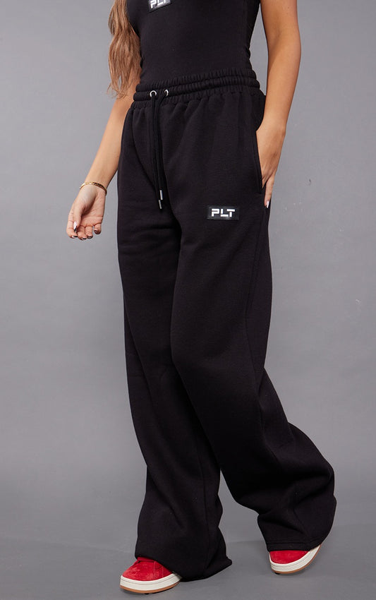 BLACK BADGE STRAIGHT LEG SWEATPANTS