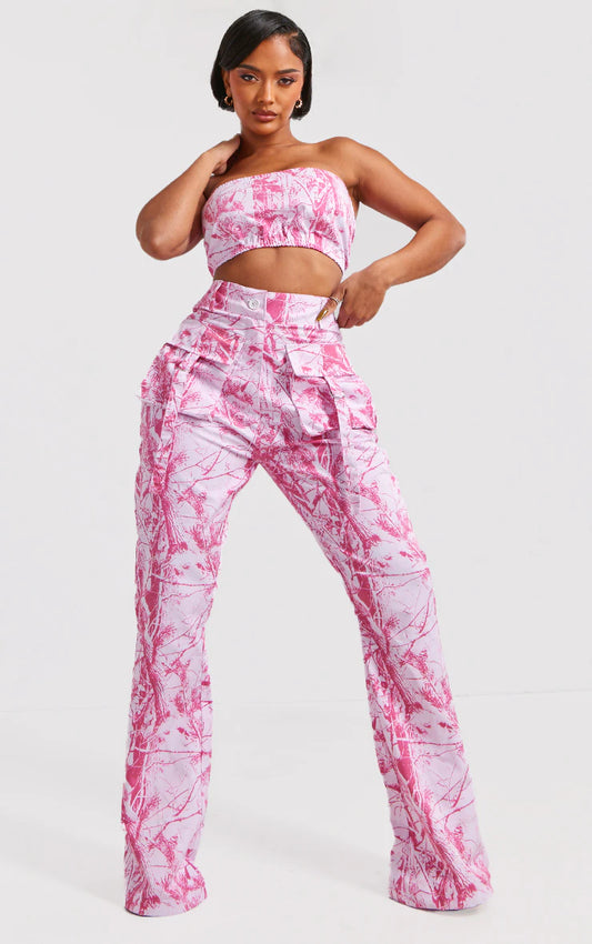 SHAPE BRIGHT PINK CAMO PRINTED BUCKLE DETAIL POCKET CARGO PANTS