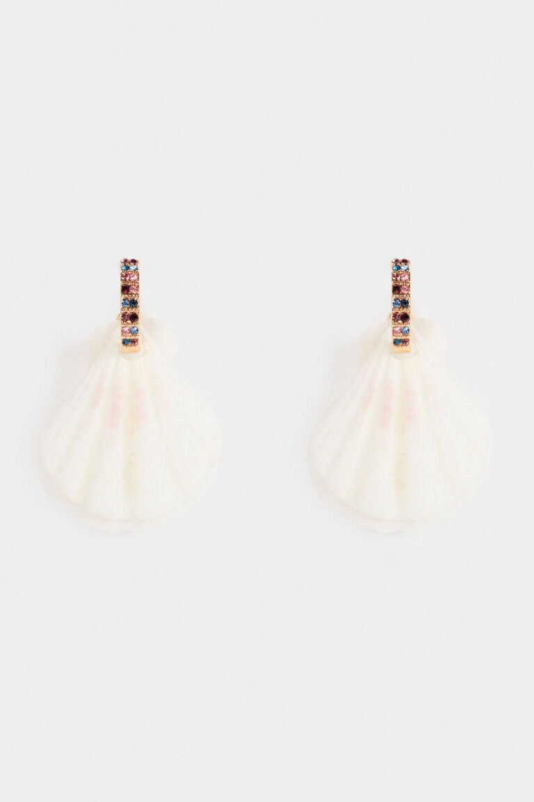 Sea Breeze Medium Earrings in Shells and Rhinestones.