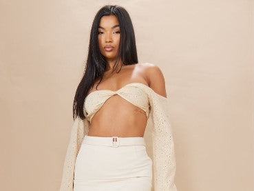 STONE BRODERIE TWIST FRONT LONG SLEEVE CROP TOP