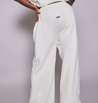 Plus Cream Badge Detail Mid Rise Wide Leg Joggers