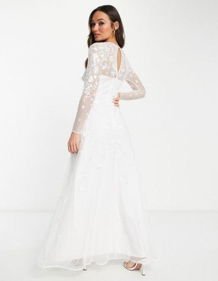 Holly Embroidered V-neck Wedding Dress