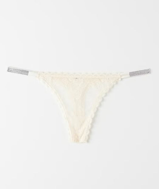 Chrissy lace thong