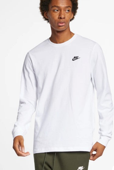 Nike Sportswear Club