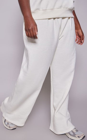 Plus Cream Badge Detail Mid Rise Wide Leg Joggers