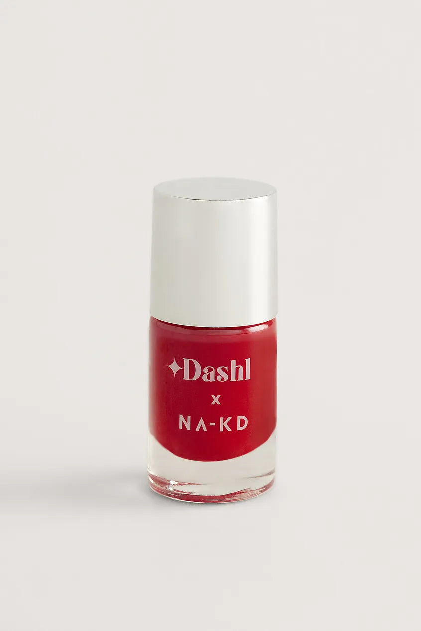 Dashl x NA-KD Nail Polish Red