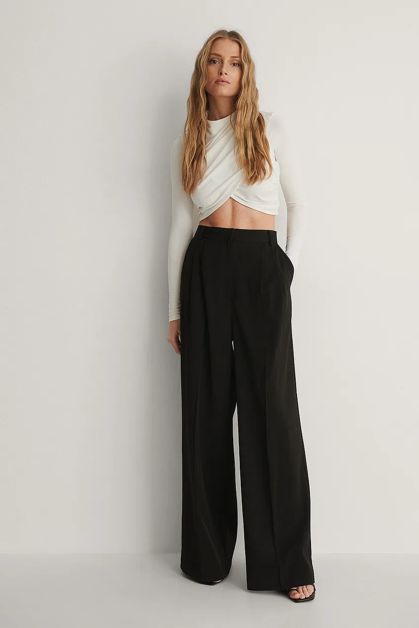 Cropped Pleated Top